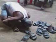 بھارت میں پنچائت کی بزرگ کو اپنا ہی تھوک چاٹنے کی سزا