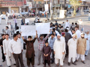 کھجور بازار میں آتشزدگی درجنوں پتھارے اور 4 دکانیں جل گئیں 