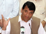 ن لیگی رہنما امیر مقام کا عمران خان اور پرویز خٹک پر حلقہ این اے 4 میں دھاندلی کا الزام