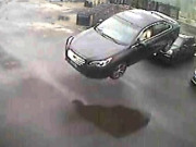 96 سالہ بزرگ کی کار کو جمپ لگانے کی ویڈیو وائرل