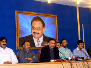 سانحہ کراچی  متحدہ نے عوامی حلقوں کی اپیل پر غیر معینہ ہڑتال کی کال واپس لے لی