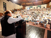 کرپشن چھپانے کیلئے آئین عدلیہ اور جمہوریت کو داؤ پر لگادیا نواز شریف