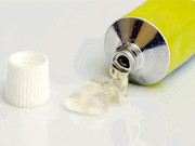 اینٹی ایچ آئی وی کریم تیار کرنے کی کوششیں ایڈز کے خلاف نئی امید 