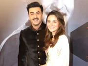 عالیہ بھٹ نے بیٹی کی پیدائش کے بعد تیزی سے وزن کیسے کم کیا؟