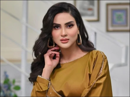 فضا علی نے ندا اور یاسر نواز کو دو ٹوک جواب دے دیا