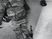 مقبوضہ کشمیر کے آرمی بیس میں بھارتی فوج کے افسر کا گھات لگا کر قتل