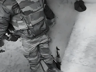 مقبوضہ کشمیر کے آرمی بیس میں بھارتی فوج کے افسر کا گھات لگا کر قتل