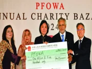 دفتر خارجہ میں ویمن ایسوسی ایشن چیرٹی بازار کا افتتاح