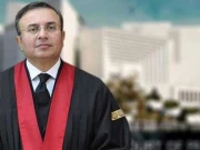 کیا کچھ ججوں کو آئینی معاملات سننے سے محروم کیا جا سکتا ہے، جسٹس منصور