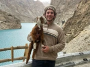 آسٹریلوی وی لاگر لیوک ڈامنٹ کی افغانستان میں موت کی خبروں کی حقیقت کیا ہے؟