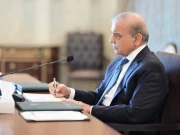 وزیراعظم کی نادہندگان سمیت تمام صنعتوں کی پیداوار ڈیجیٹائز کرکے ٹیکس نیٹ میں لانے کی ہدایت