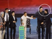 روہت شرما کا لیجنڈری کرکٹر روی شاستری کے ساتھ رویہ، ویڈیو سامنے آگئی