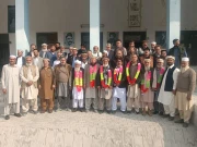 1988 میں میٹرک کرنے والے دوست دوبارہ اسکول کے طالب علم بن گئے