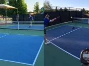 آنکھوں پر پٹی باندھ کر پکل بال سرونگ کا ریکارڈ