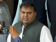 اس وقت سب سے مظلوم آدمی چیف جسٹس پاکستان اور مظلوم طبقہ سپریم کورٹ کے جج ہیں، فواد چوہدری