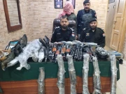 پشاور؛ غیر قانونی اسلحہ و ایمونیشن کی بھاری کھیپ اسمگل کرنے کی کوشش ناکام