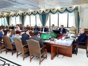 وزیرِ اعظم سے گورننس کی بہتری کیلیے نئے تعینات شدہ ماہرین کی ملاقات