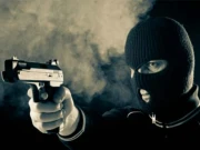 لاہور؛ ریٹائرڈ ایڈیشنل کمشنر پولیس اہلکاروں کے ہاتھوں لٹ گیا