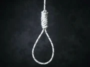 نیو کراچی میں 2 بچوں کے باپ نے گلے میں پھندا لگا کر خودکشی کرلی 