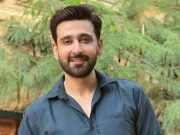 ڈرامے کی شوٹنگ کے دوران کونسی اداکارہ نے دوسری کو جوتا دے مارا؟ سمیع خان کا انکشاف