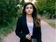 زارا ڈار پی ایچ ڈی چھوڑ کر ’ایڈلٹ کانٹینٹ کریٹر‘ بن گئیں