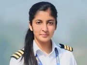 بھارت؛ ایئرانڈیا کی پائلٹ نے بوائے فرینڈ کے ہراساں کرنے پر چھت سے لٹک کر خودکشی کرلی 