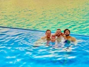 عدنان سمیع نے بیٹے اذان سمیع اور بھائی کے ساتھ تصویر شیئر کردی