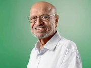 مشہور فلم ساز شیام بینیگل 90 سال کی عمر میں انتقال کر گئے