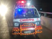 کراچی، سڑک کنارے کھڑے ٹرالر نے باپ اور بیٹے کی زندگی کا چراغ گل کر دیا