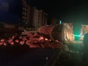 راولپنڈی، دو مال بردار ٹرکوں میں خوفناک تصادم، دو افراد جاں بحق، چھ زخمی