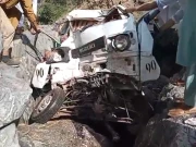 دیر لوئر؛ سوزوکی پک اپ گہری کھائی میں گر گئی، 3افراد جاں بحق