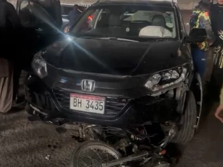 کراچی، دو مختلف حادثات میں 2 راہگیر جاں بحق، ایک شدید زخمی