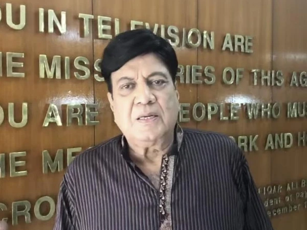 فلم و ٹی وی کے نامور اداکار شجاعت ہاشمی انتقال کر گئے