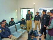 ایڈیشنل آئی جی کراچی کا پولیس 15 مددگار کال سینٹر کا دورہ، کارکردگی کا تفصیلی جائزہ