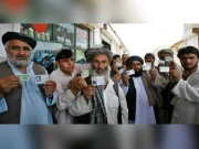 کراچی، کیا افغان مہاجرین کو مزید قیام کی اجازت ملے گی؟ وزارتِ داخلہ کا ہنگامی اجلاس آج ہو گا