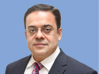 تیل کی قیمتوں کو ڈی ریگولیٹ کرنے کیلیے کابینہ سے منظوری جلد متوقع ہے، احد چیمہ