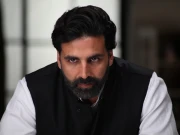 اکشے کمار کا مداح کے ساتھ برتاؤ سوشل میڈیا پر وائرل