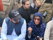 بانی سے ملاقات تک خیبرپختونخوا کا بجٹ پاس نہ کیا جائے، علیمہ خان کی سہیل آفریدی کو تنبیہ