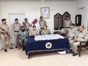 موٹروے ایم 2 پر بڑی کارروائی، 21 کروڑ روپے سے زائد مالیت کی کوکین برآمد، خاتون سمیت دو ملزمان گرفتار