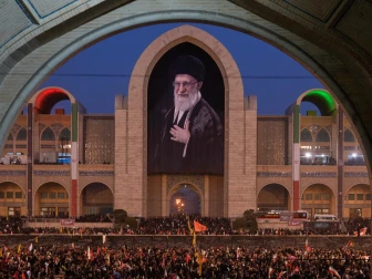 ایران کے سابق سپریم لیڈر علی خامنہ ای کی نماز جنازہ ادا
