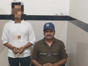 لاہور؛ بوتل میں نشہ آور چیز ملا کر شہری کو لوٹنے والا مالشی گرفتار