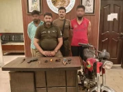 قبرستان میں آنے والے سوگواروں کو لوٹنے والا گینگ پکڑا گیا