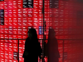 ٹرمپ کا جنگ جاری رکھنے کا اعلان، ایشیائی اسٹاک مارکیٹس میں شدید مندی، بڑے انڈیکسز نیچے آگئے 