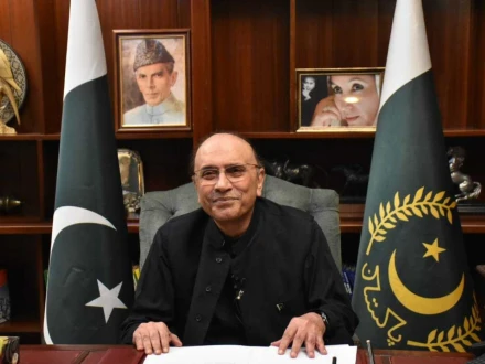 صدر مملکت آصف علی زرداری کراچی پہنچ گئے