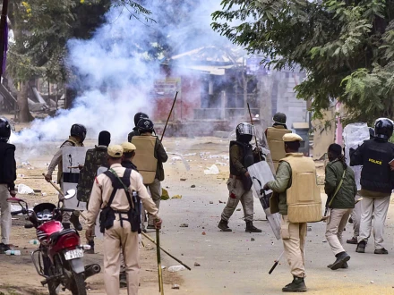 آسام میں مودی سرکار کا ظلم بے نقاب، قبائلی حقوق مانگنے پر پولیس کی فائرنگ، 2 شہری ہلاک