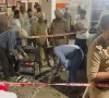 بھارتی پولیس اسٹیشن کو بم دھماکے میں اُڑانے کی کوشش؛ دو گاڑیاں تباہ 