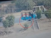 کراچی میں نو عمر لڑکی کے مبینہ اغوا کی کوشش، لڑکی نے چلتے رکشے سے چھلانگ لگادی