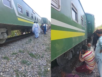 پاکستان ریلویز کی اپ گریڈ شدہ ٹرین عوام ایکسپریس بھی پٹڑی سے اتر گئی