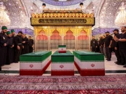 خامنہ ای کا جسد خاکی روضۂ امام حسین پہنچا دیا گیا؛ نماز جنازہ ادا 