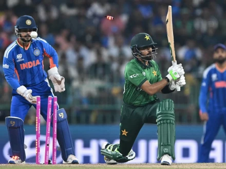 ٹی ٹوئنٹی ورلڈکپ: کم ترین اسٹرائیک ریٹ سے رنز بنانے والوں میں بابر اعظم سرفہرست